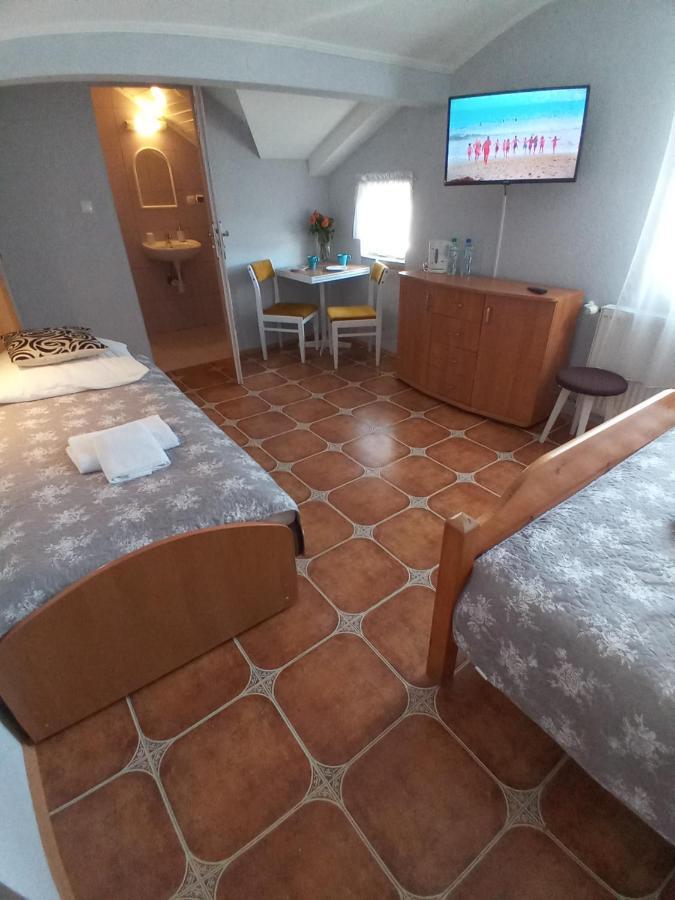 Pokoje Goscinne Akacja Resko Dźwirzyno Dış mekan fotoğraf